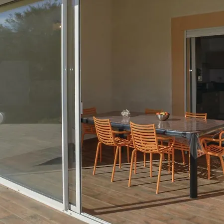 Four-bedroom Holiday In Bonifacio Casa de Férias *