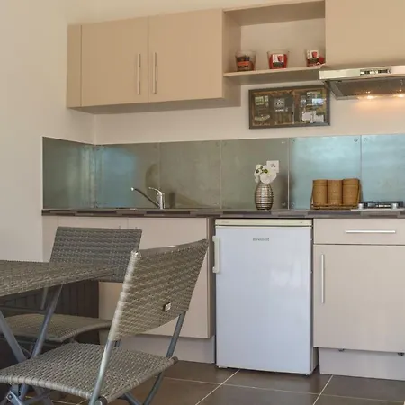 Four-bedroom Holiday In Bonifacio *